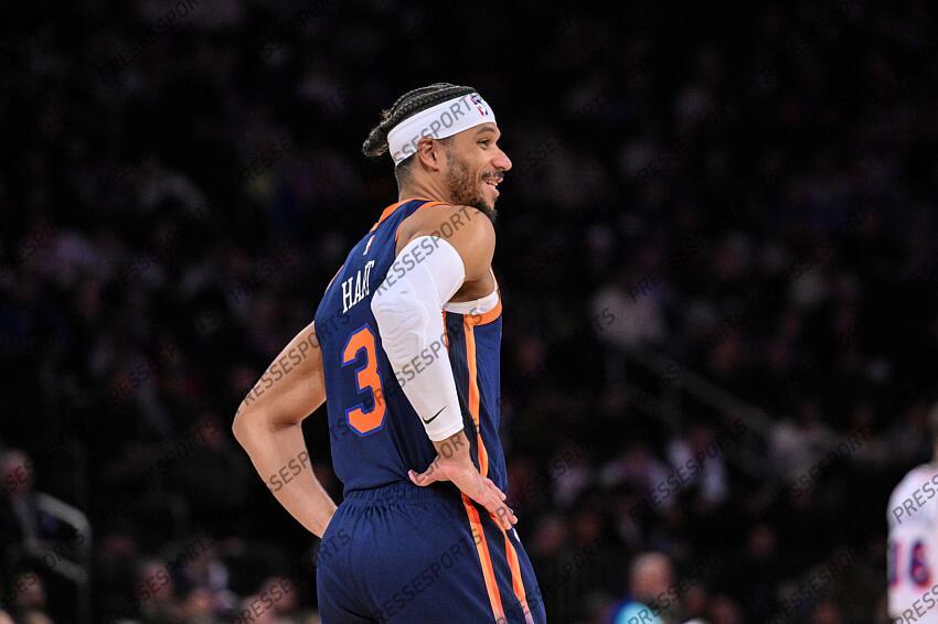 Apr 1, 2025; New York, New York, USA; New York Knicks guard Josh Hart (3) reacts during the second half against the Philadelphia 76ers at Madison Square Garden. Mandatory Credit: John Jones-Imagn Images NBA: Philadelphia 76ers at New York Knicks 