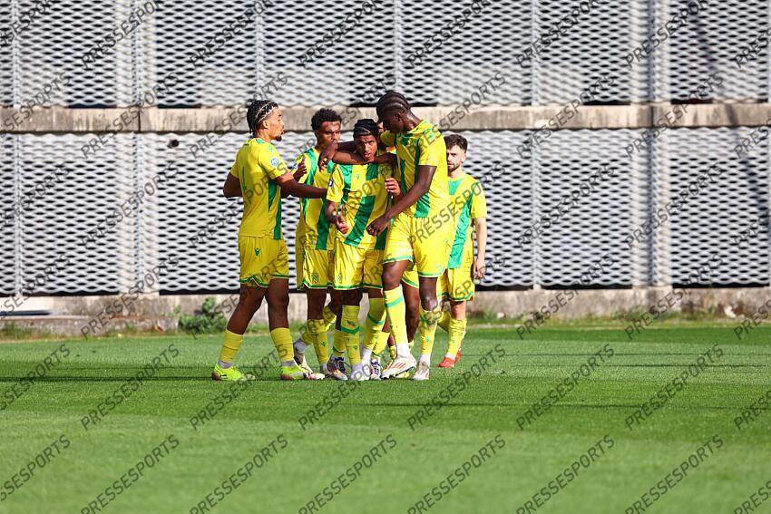 zeze (nathan) acapandie (mathieu) tabibou assoumani (dehmaine) deuff (bahmed) NANTES 2-SABLE (4-1) joie du 1-1 