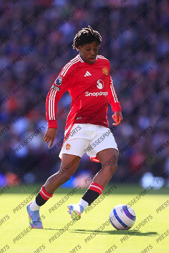 6th April 2025 - Premier League - Manchester United v Manchester City - Patrick Dorgu of Manchester United - Photo: Simon Stacpoole / Offside. MANCHESTER UNITED-MANCHESTER CITY (0-0) 