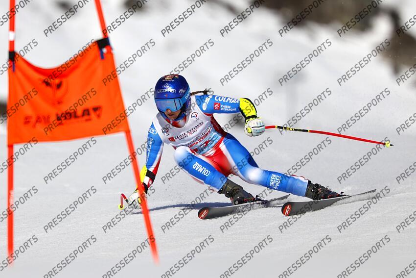 MERIBEL, FRANCE - APRIL 03-04: Doriane Escane of Team France in action during the French Alpine Ski Championships Men's and Women's Super G on April 03-04, 2025 in Meribel, France. (Photo by Christophe Pallot/Agence Zoom) SUPER G FEMMES MERIBEL 