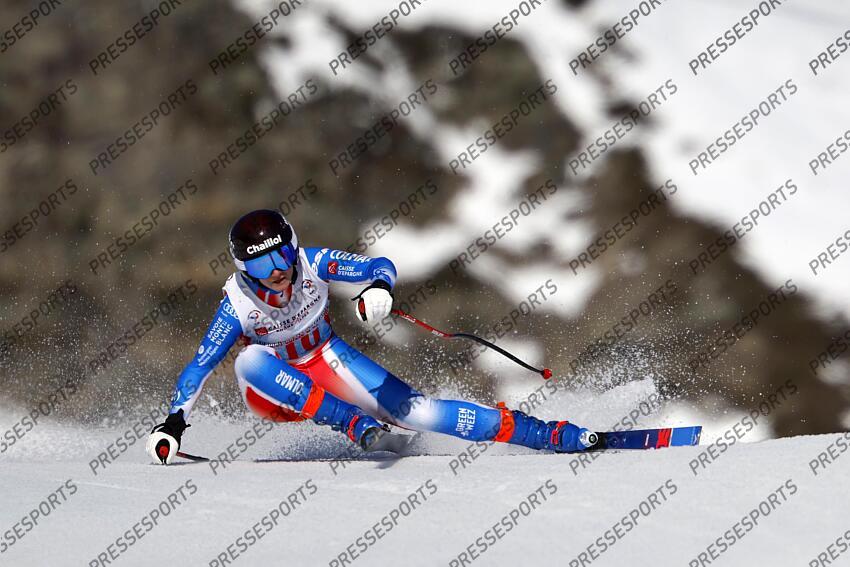 MERIBEL, FRANCE - APRIL 03-04: Emy Charbonnier of Team France in action during the French Alpine Ski Championships Men's and Women's Super G on April 03-04, 2025 in Meribel, France. (Photo by Christophe Pallot/Agence Zoom) SUPER G FEMMES MERIBEL 