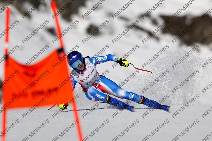 MERIBEL, FRANCE - APRIL 03-04: Lois Abouly of Team France in action during the French Alpine Ski Championships Men's and Women's Super G on April 03-04, 2025 in Meribel, France. (Photo by Christophe Pallot/Agence Zoom) SUPER G FEMMES MERIBEL 