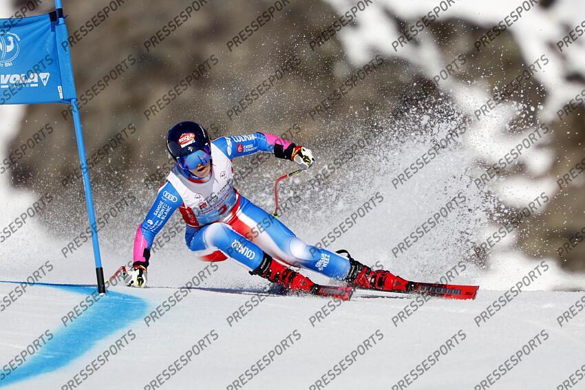 MERIBEL, FRANCE - APRIL 03-04: Camille Cerutti of Team France in action during the French Alpine Ski Championships Men's and Women's Super G on April 03-04, 2025 in Meribel, France. (Photo by Christophe Pallot/Agence Zoom) SUPER G FEMMES MERIBEL 