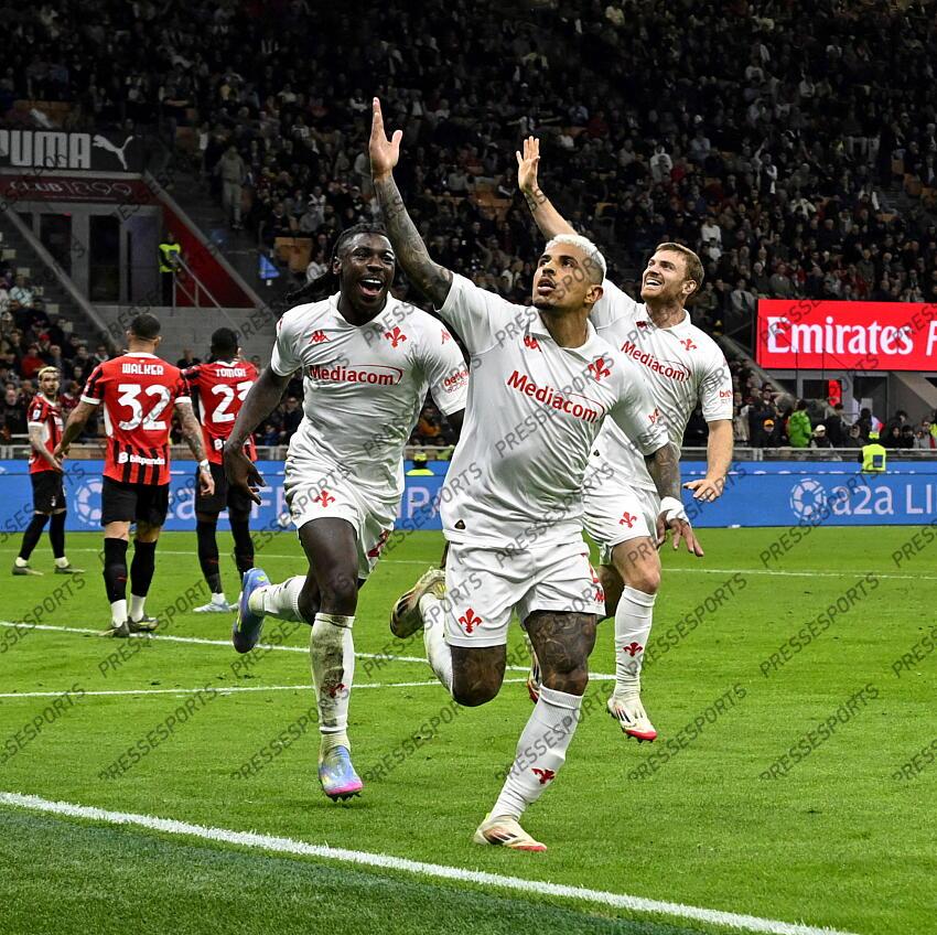 Foto IPP/Paolo Bona Milano 05/04//2025 Campionato Serie A di Calcio stagione 2024/2025 partita Milan-Fiorentina Nella foto Dodo esulta dopo il gol del 2-3 che verrà annullato dal VAR Italy Photo Press Worldwide Copyright AC MILAN-FIORENTINA (2-2) 
