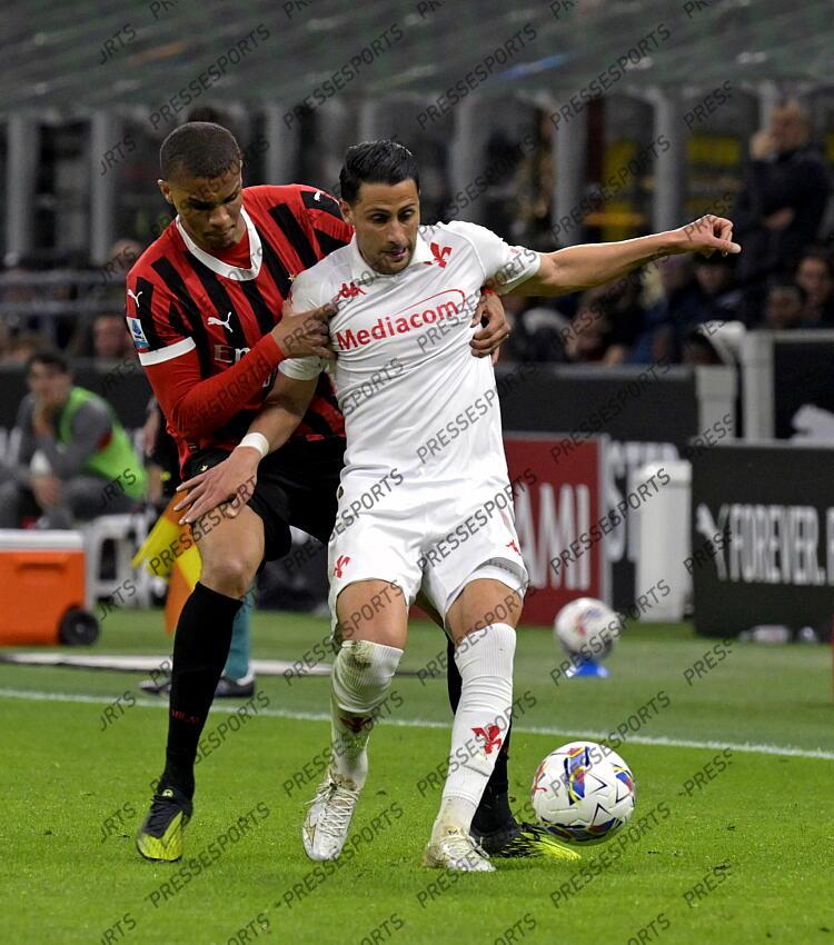 Foto IPP/Paolo Bona Milano 05/04//2025 Campionato Serie A di Calcio stagione 2024/2025 partita Milan-Fiorentina Nella foto Malick Thiaw w Rolando Mandragora Italy Photo Press Worldwide Copyright AC MILAN-FIORENTINA (2-2) 