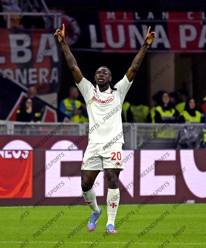 Foto IPP/Paolo Bona Milano 05/04//2025 Campionato Serie A di Calcio stagione 2024/2025 partita Milan-Fiorentina Nella foto Moise Kean esulta dopo il gol del 0-2 Italy Photo Press Worldwide Copyright AC MILAN-FIORENTINA (2-2) 