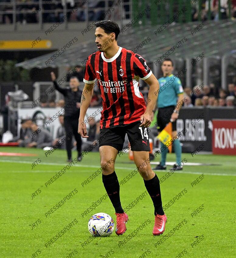 Foto IPP/Paolo Bona Milano 05/04//2025 Campionato Serie A di Calcio stagione 2024/2025 partita Milan-Fiorentina Nella foto Tijani Reijnders Italy Photo Press Worldwide Copyright AC MILAN-FIORENTINA (2-2) 