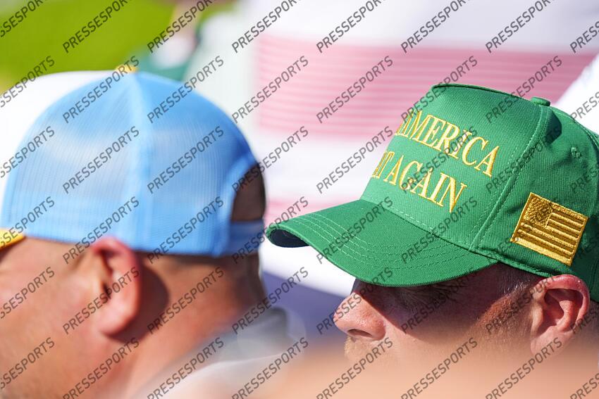 Apr 8, 2025; Augusta, Georgia, USA; Patrons look on during a practice round for the Masters Tournament at Augusta National Golf Club. Mandatory Credit: Katie Goodale-Imagn Images casquette make america great again donald Trump PGA: Masters Tournament - Practice Round 