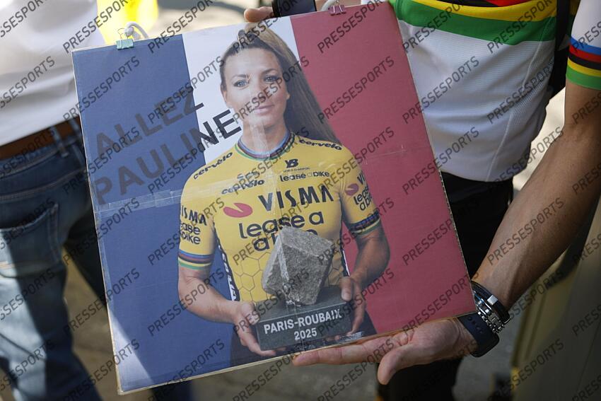 PARIS/ROUBAIX FEMMES PARIS/ROUBAIX FEMMES PARIS/ROUBAIX FEMMES 