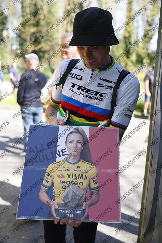 PARIS/ROUBAIX FEMMES PARIS/ROUBAIX FEMMES PARIS/ROUBAIX FEMMES 