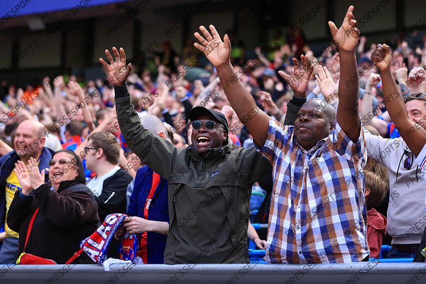 12th April 2025 - Premier League - Manchester City v Crystal Palace - Crystal Palace fans celebrate - Photo: Simon Stacpoole / Offside. MANCHESTER CITY-CRYSTAL PALACE (5-2) 