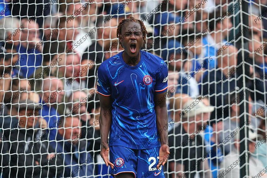 13 April 2025, London - Premier League Football - Chelsea v Ipswich Town - Trevoh Chalobah of Chelsea shouts in frustration - Photo: Charlotte Wilson / Offside. CHELSEA-IPSWICH (2-2) 