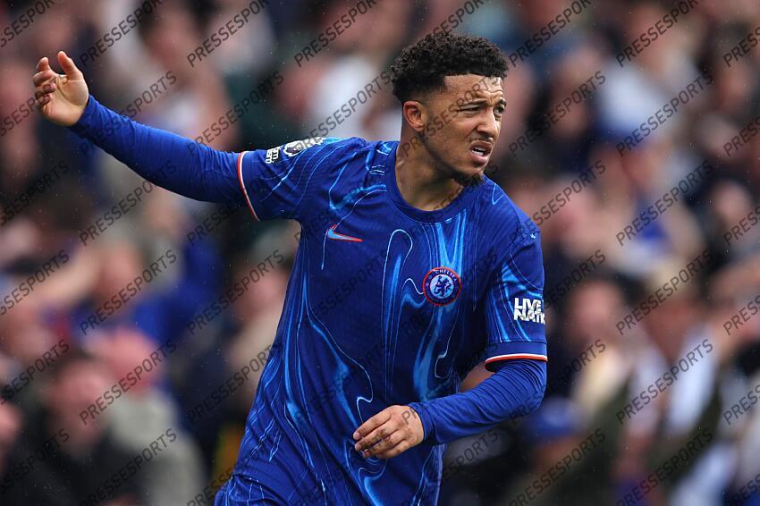 13 April 2025, London - Premier League Football - Chelsea v Ipswich Town - Jadon Sancho of Chelsea celebrates scoring their equalising goal - Photo: Charlotte Wilson / Offside. CHELSEA-IPSWICH (2-2) 