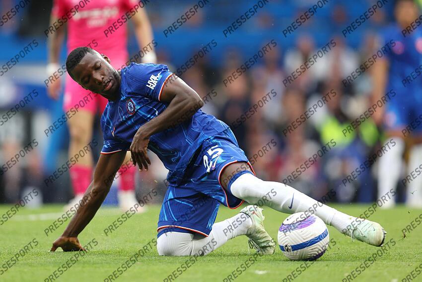 13 April 2025, London - Premier League Football - Chelsea v Ipswich Town - Moises Caicedo of Chelsea - Photo: Charlotte Wilson / Offside. CHELSEA-IPSWICH (2-2) 