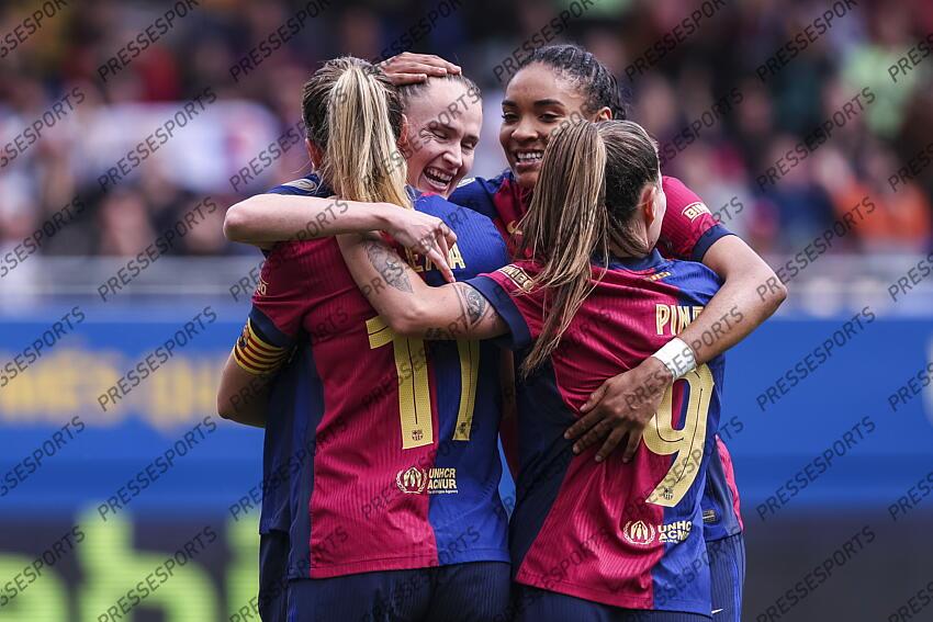Caroline Graham Hansen of FC Barcelona celebrates a goal with her teammates during the Spanish Women league, Liga F, football match played between FC Barcelona and Atletico de Madrid at Johan Cruyff Stadium on April 13, 2025 in Sant Joan Despi, Spain. (F) FC BARCELONE-(F) ATLETICO MADRID (6-0) 