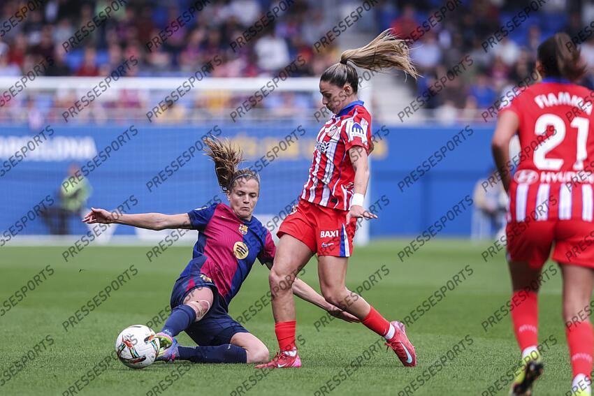 Gio Queiroz of Atletico de Madrid and Irene Paredes of FC Barcelona in action during the Spanish Women league, Liga F, football match played between FC Barcelona and Atletico de Madrid at Johan Cruyff Stadium on April 13, 2025 in Sant Joan Despi, Spain. (F) FC BARCELONE-(F) ATLETICO MADRID (6-0) 