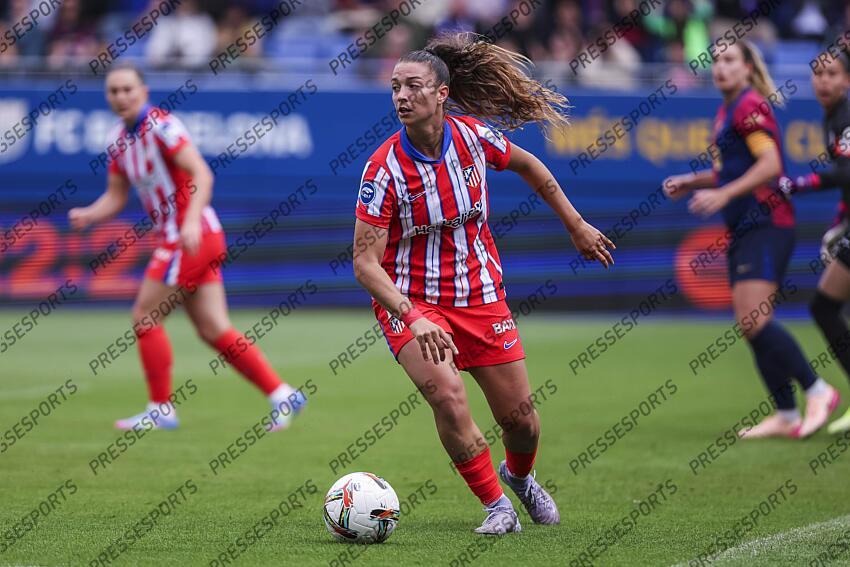 Silvia Lloris of Atletico de Madrid controls the ball during the Spanish Women league, Liga F, football match played between FC Barcelona and Atletico de Madrid at Johan Cruyff Stadium on April 13, 2025 in Sant Joan Despi, Spain. (F) FC BARCELONE-(F) ATLETICO MADRID (6-0) 