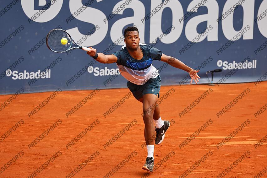 Giovanni Mpetshi Perricard (FRA), APRIL14, 2025 - Tennis : Perricard during singles 1st round match against Hamd Medjedvic on the Barcelona Open Banc Sabadell tennis tournament at the Real Club de Tenis de Barcelona in Barcelona, Spain. (Photo by Mutsu Kawamori/AFLO) OPEN DE BARCELONE 