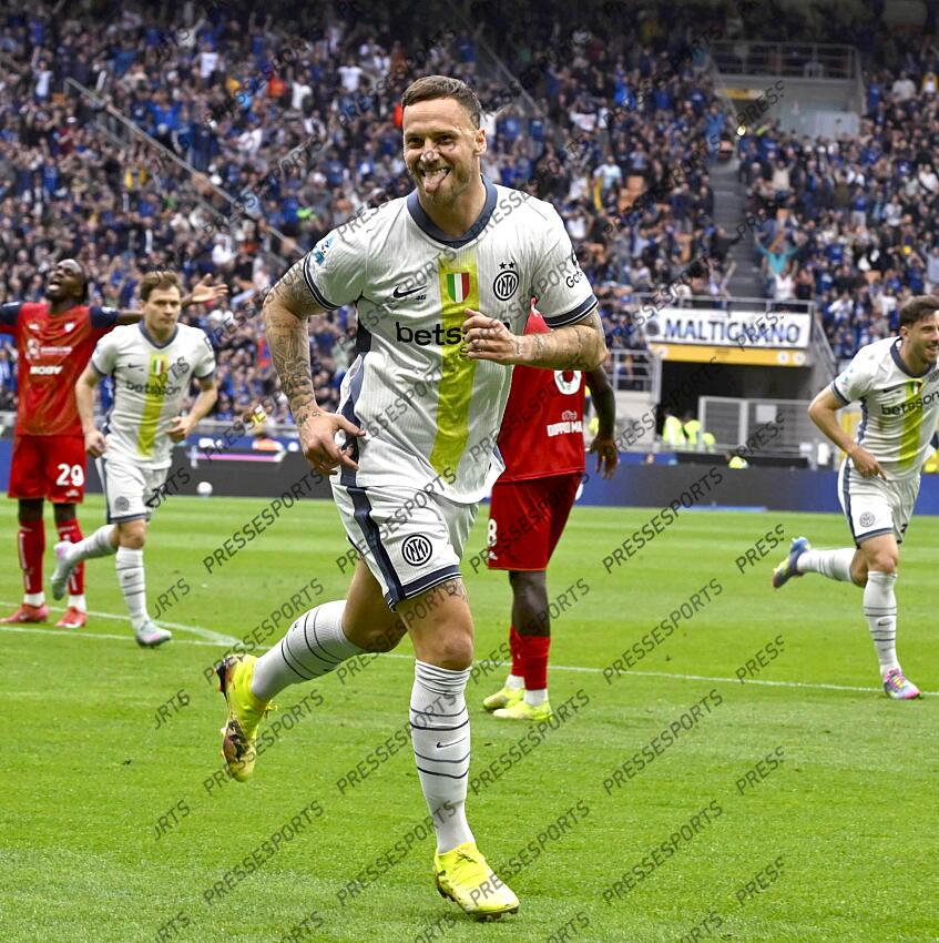 Foto IPP/Paolo Bona Milano 12/04//2025 Campionato Serie A di Calcio stagione 2024/2025 partita Inter vs Cagliari Nella foto Marko Arnautovic esulta dopo il gol del 1-0 Italy Photo Press Worldwide Copyright INTER MILAN-CAGLIARI (3-1) 