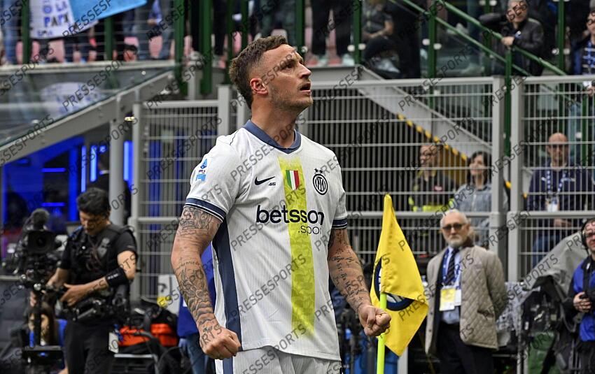 Foto IPP/Paolo Bona Milano 12/04//2025 Campionato Serie A di Calcio stagione 2024/2025 partita Inter-Cagliari Nella foto Marko Arnautovic esulta dopo il gol del 1-0 Italy Photo Press Worldwide Copyright INTER MILAN-CAGLIARI (3-1) 