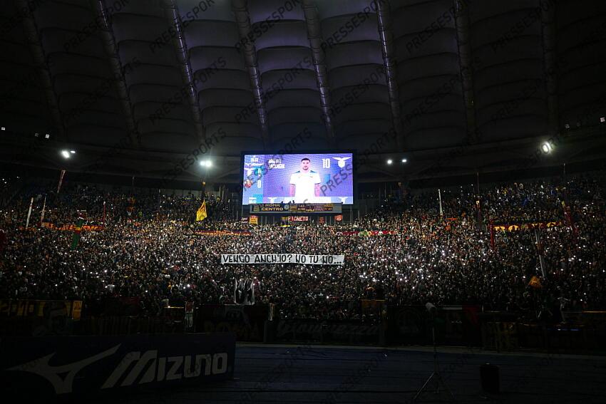 Foto IPP/Roberto Ramaccia Roma 13/4/2025 Campionato di Calcio Serie A 2024/2025 Lazio vs Roma Nella foto Tifosi del Roma Italy Photo Press - World Copyright LAZIO ROME-AS ROME (1-1) 