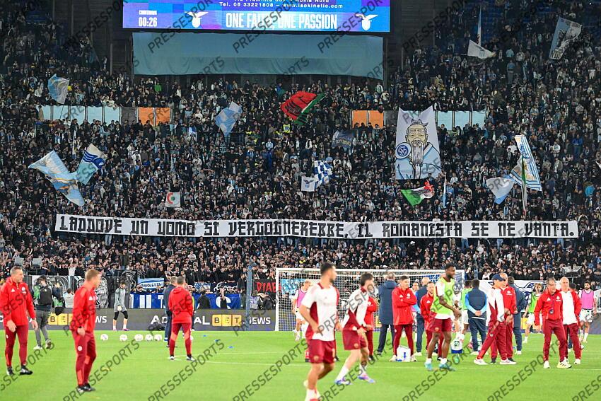 Foto IPP/Roberto Ramaccia Roma 13/4/2025 Campionato di Calcio Serie A 2024/2025 Lazio vs Roma Nella foto Tifosi della Lazio Italy Photo Press - World Copyright LAZIO ROME-AS ROME (1-1) 