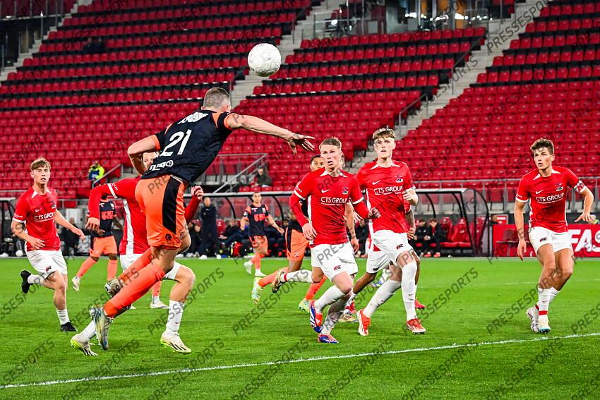 ALKMAAR - Robert Muhren of FC Volendam during the Dutch Premier League match between Jong AZ and FC Volendam at AFAS Stadium on April 14, 2025 in Alkmaar, Netherlands. ANP GERRIT VAN KEULEN JONG AZ-VOLENDAM (0-1) 