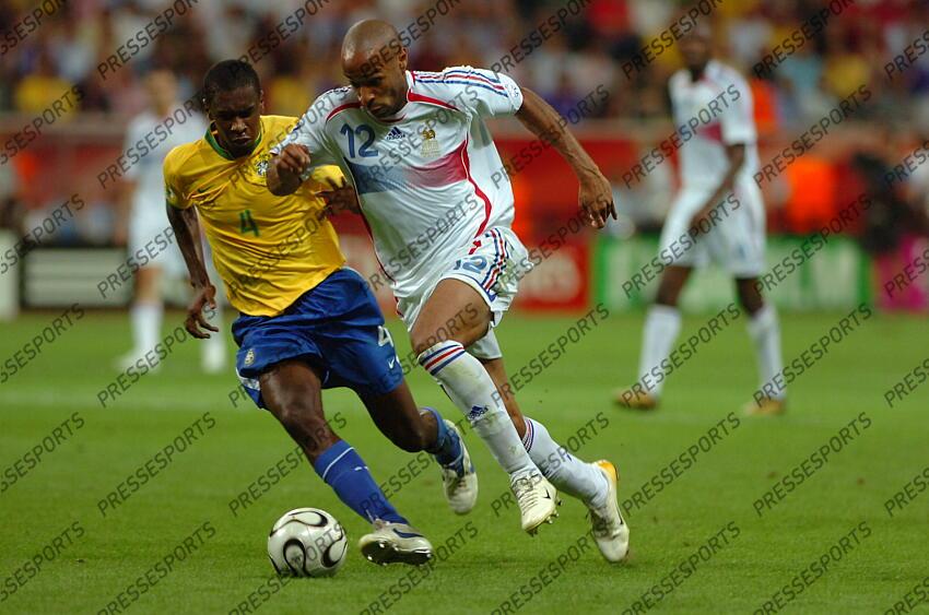 juan henry (thierry) BRESIL-FRANCE (0-1) 1/4 de finale L'(02/07/2006) L' (09/02/2011) MAG(1689) du 29/11/2014 L'(08/11/2021) 