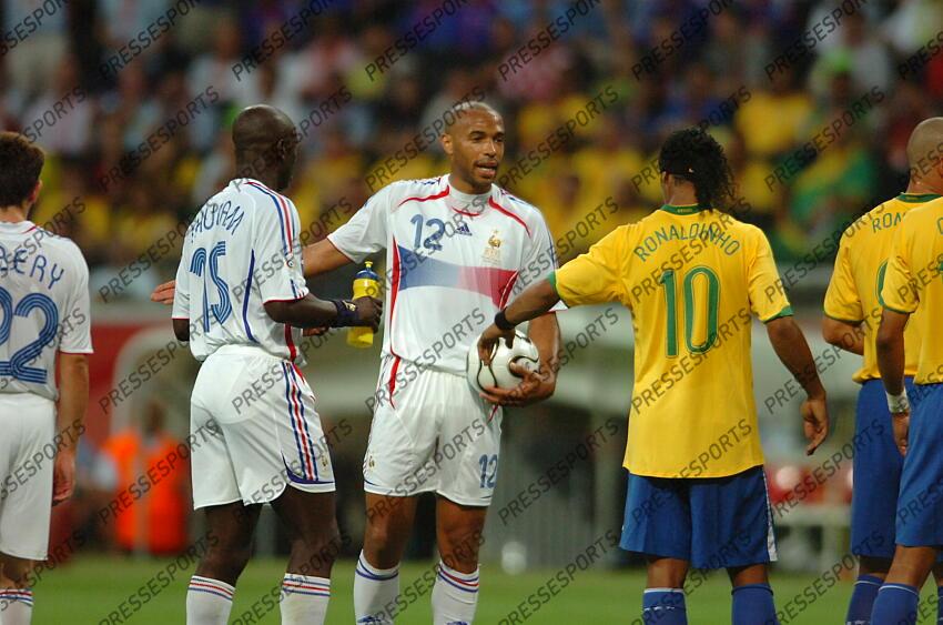 thuram (lilian) henry (thierry) ronaldinho BRESIL-FRANCE (0-1) 1/4 de finale FF(15/06/2007) 