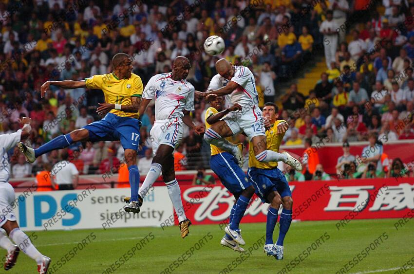 vieira (patrick) henry (thierry) BRESIL-FRANCE (0-1) 1/4 de finale L'(03/07/2006) compilation best of 2006 L'(11/07/2006) LIVRE DU FOOTBALL 2005/2006 
