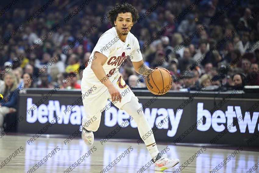 Apr 13, 2025; Cleveland, Ohio, USA; Cleveland Cavaliers guard Craig Porter Jr. (9) dribbles the ball in the first quarter against the Indiana Pacers at Rocket Arena. Mandatory Credit: David Richard-Imagn Images NBA: Indiana Pacers at Cleveland Cavaliers 