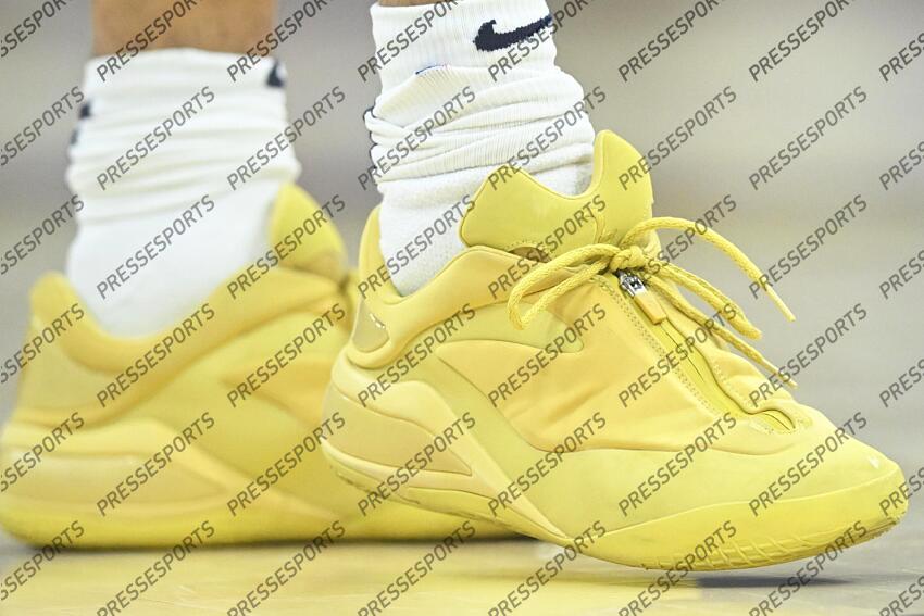 Apr 13, 2025; Cleveland, Ohio, USA; A general view of the shoes of Indiana Pacers guard Andrew Nembhard (2) in the first quarter against the Cleveland Cavaliers at Rocket Arena. Mandatory Credit: David Richard-Imagn Images NBA: Indiana Pacers at Cleveland Cavaliers 