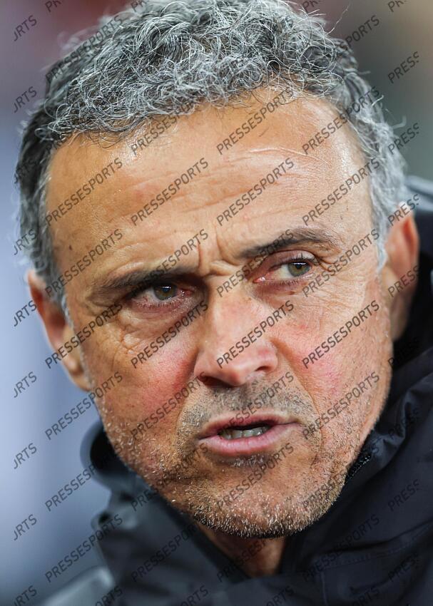 15 April 2025, Aston - Champions League Football, Quarter-Final, Second Leg - Aston Villa v Paris Saint-Germain - PSG head coach Luis Enrique - Photo: Charlotte Wilson / Offside. ASTON VILLA-PSG (3-2) 