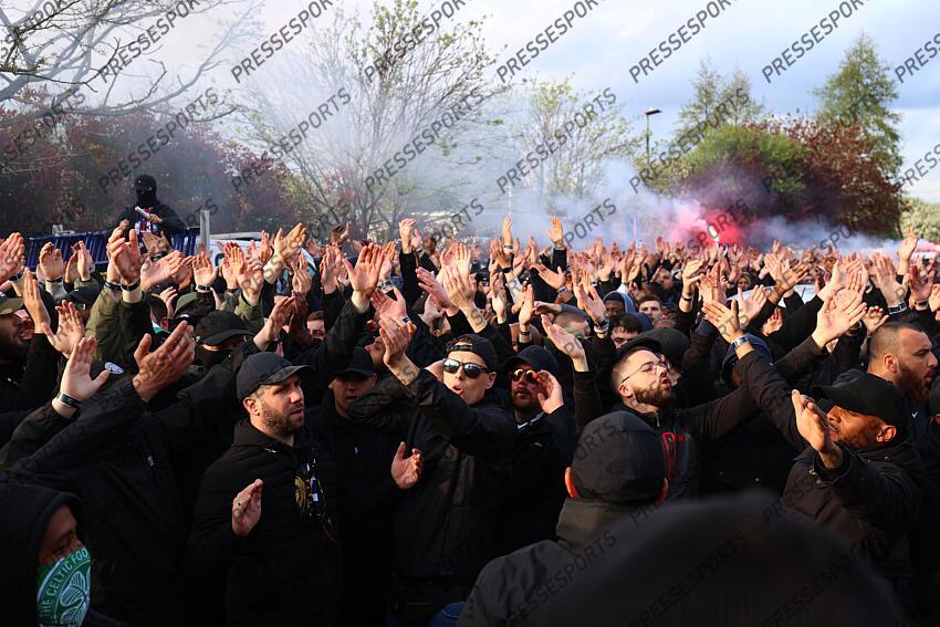 15 April 2025, Aston - Champions League Football, Quarter-Final, Second Leg - Aston Villa v Paris Saint-Germain - PSG fans - Photo: Charlotte Wilson / Offside. ASTON VILLA-PSG (3-2) 
