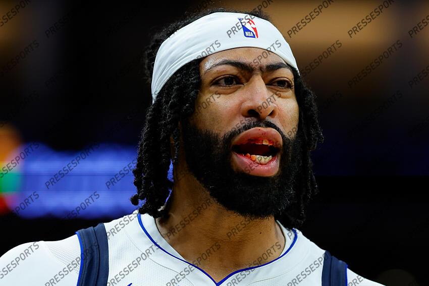 BASKET NBA 2025 NBA: Play-In-Dallas Mavericks at Sacramento Kings