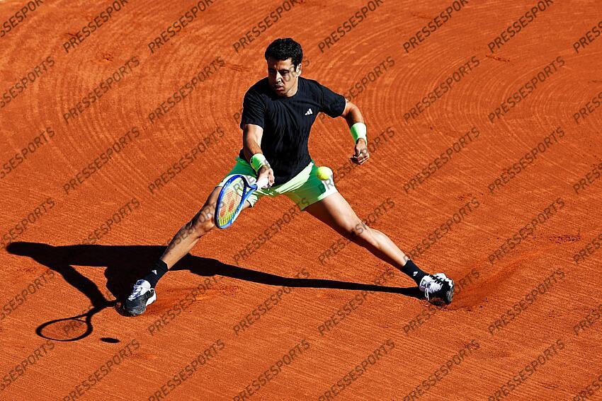 Jaume Munar (ESP), APRIL17, 2025 - Tennis : Jaume Munar during singles round of 16 match against Karen Kachanov on the Barcelona Open Banc Sabadell tennis tournament at the Real Club de Tenis de Barcelona in Barcelona, Spain. (Photo by Mutsu Kawamori/AFLO) OPEN DE BARCELONE 