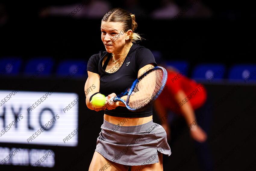 15.04.2025, Porsche Arena, Stuttgart, GER, WTA Tour, Stuttgart Porsche Grand Prix, im Bild Im Bild Jana Fett CRO, Donna Vekic CRO vs Jana Fett CRO // during the Stuttgart Porsche Grand Prix Tournamen of the WTA Tour at the Porsche Arena in Stuttgart, Germany on 2025/04/15. EXPA Pictures © 2025, PhotoCredit: EXPA/ Eibner-Pressefoto/ Roger Buerke ATTENTION - OUT of GER PORSCHE TENNIS GRAND PRIX 