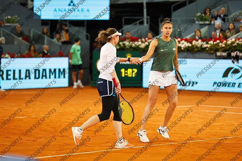 (L-R) Cristina Bucsa, Sara Sorribes Tormo (ESP), MAY 5, 2024 - Tennis : Bucsa and Sorribes Tormo celebrate after point during Doubles final match against Barbora Krejcikova and Laura Siegemund on the WTA 1000 tournaments Mutua Madrid Open tennis tournament at the Caja Magica in Madrid, Spain. (Photo by Mutsu Kawamori/AFLO) MUTUA MADRID OPEN 