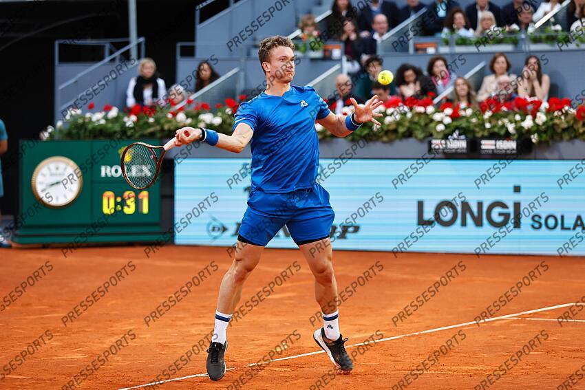 Jiri Lehecka (CZE), MAY 3, 2024 - Tennis : Jiri Lehecka during singles Semi finals match against Felix Auger-Aliassime on the ATP tour Masters 1000 "Mutua Madrid Open tennis tournament" at the Caja Magica in Madrid, Spain. (Photo by Mutsu Kawamori/AFLO) MUTUA MADRID OPEN 