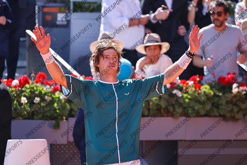 Andrey Rublev (RUS), MAY 3, 2024 - Tennis : Andrey Rublev celebrate after winning singles Semi finals match against Taylor Fritz on the ATP tour Masters 1000 "Mutua Madrid Open tennis tournament" at the Caja Magica in Madrid, Spain. (Photo by Mutsu Kawamori/AFLO) MUTUA MADRID OPEN 
