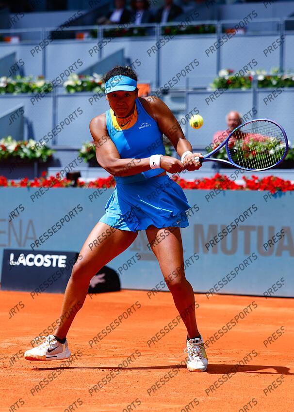 Naomi Osaka of Japan in action against Lucia Bronzetti of Italy during the Mutua Madrid Open 2025, ATP Masters 1000 and WTA 1000, tennis tournament celebrated at Caja Magica on April 22, 2025 in Madrid, Spain. OPEN DE MADRID 