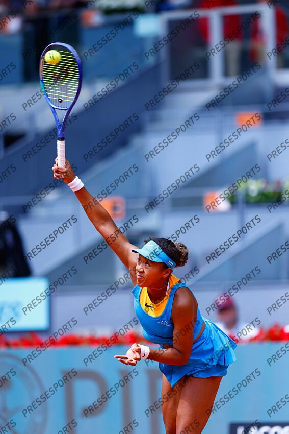 Naomi Osaka of Japan in action against Lucia Bronzetti of Italy during the Mutua Madrid Open 2025, ATP Masters 1000 and WTA 1000, tennis tournament celebrated at Caja Magica on April 22, 2025 in Madrid, Spain. OPEN DE MADRID 