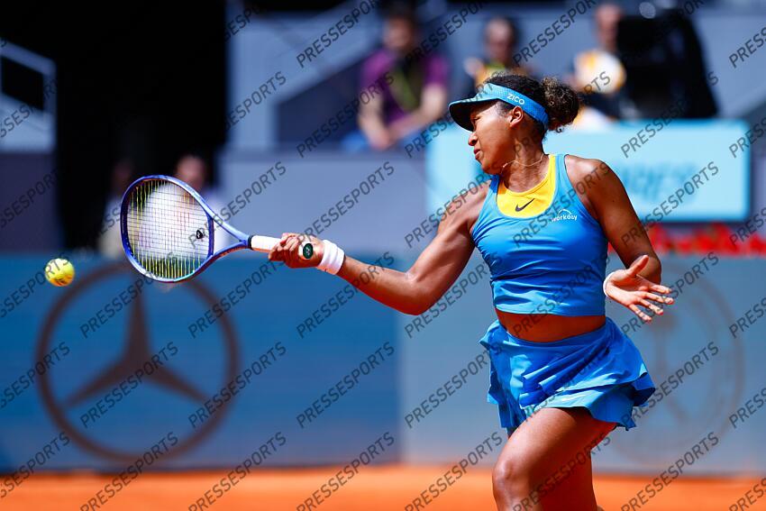 Naomi Osaka of Japan in action against Lucia Bronzetti of Italy during the Mutua Madrid Open 2025, ATP Masters 1000 and WTA 1000, tennis tournament celebrated at Caja Magica on April 22, 2025 in Madrid, Spain. OPEN DE MADRID 