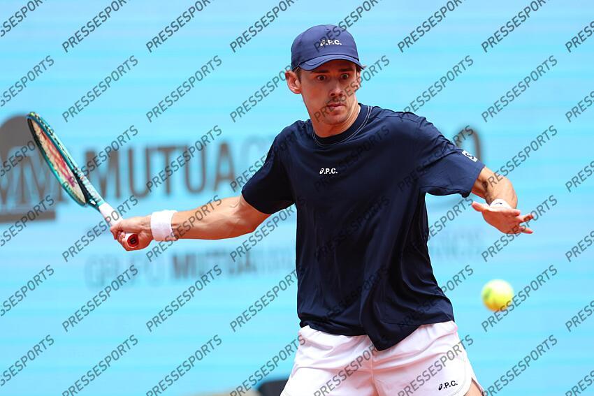 Alex de Minaur of Australia in action against Denis Shapovalov of Canada during the Mutua Madrid Open 2025, ATP Masters 1000 and WTA 1000 tennis tournament, celebrated at Caja Magica on April 29, 2025 in Madrid, Spain. Mutua Madrid Open 2025 - Day 9 