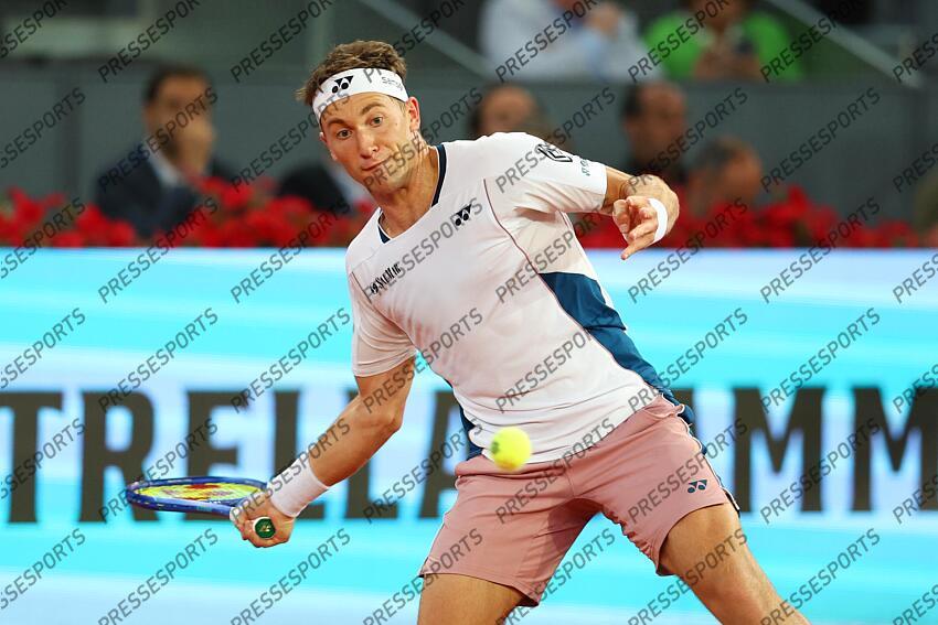 Casper Ruud of Norway in action against Taylor Fritz of USA during the Mutua Madrid Open 2025, ATP Masters 1000 and WTA 1000 tennis tournament, celebrated at Caja Magica on April 29, 2025 in Madrid, Spain. Mutua Madrid Open 2025 - Day 9 