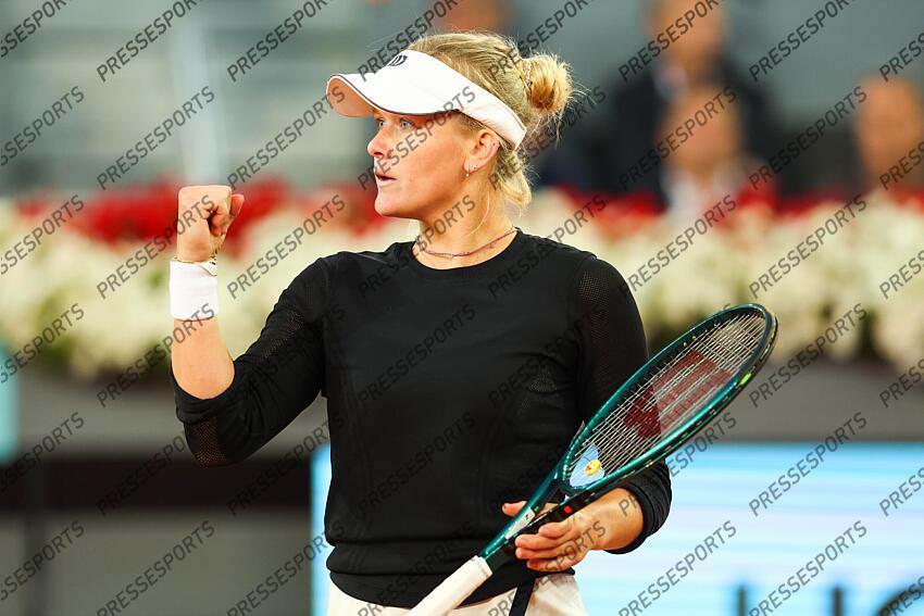 Peyton Stearns of USA celebrates against Aryna Sabalenka of Belarus during the Mutua Madrid Open 2025, ATP Masters 1000 and WTA 1000 tennis tournament, celebrated at Caja Magica on April 29, 2025 in Madrid, Spain. Mutua Madrid Open 2025 - Day 9 