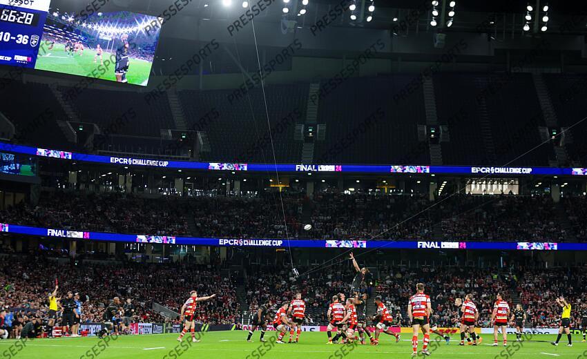 European Rugby Challenge Cup Final, Tottenham Hotspur Stadium, London, England 24/5/2024 Gloucester Rugby vs Hollywoodbets Sharks A general view of a lineout Mandatory Credit ©INPHO/Laszlo Geczo GLOUCESTER-SHARKS (22-36) 