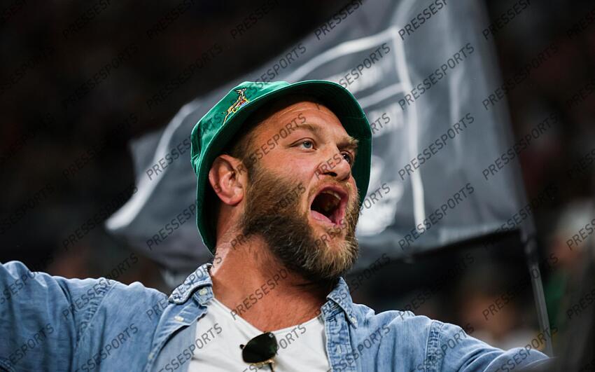 European Rugby Challenge Cup Final, Tottenham Hotspur Stadium, London, England 24/5/2024 Gloucester Rugby vs Hollywoodbets Sharks Sharks’ fans during the game Mandatory Credit ©INPHO/Laszlo Geczo GLOUCESTER-SHARKS (22-36) 