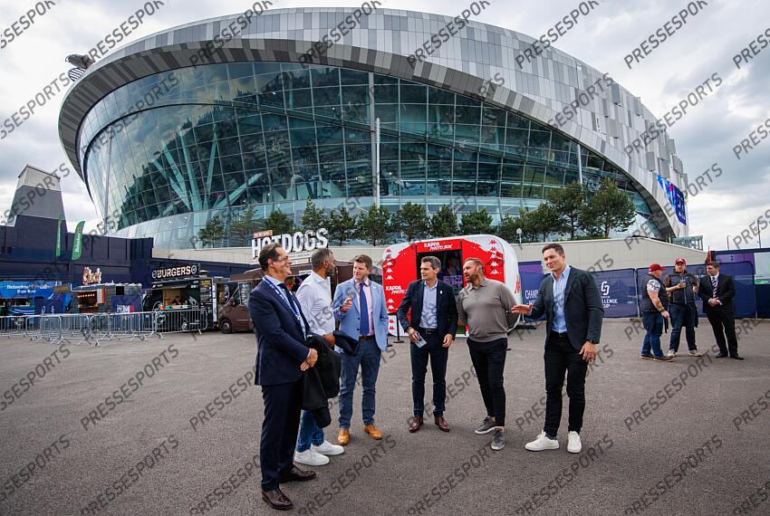 European Rugby Challenge Cup Final, Tottenham Hotspur Stadium, London, England 24/5/2024 Gloucester Rugby vs Hollywoodbets Sharks EPCR CEO Jacques Raynaud, Émile Ntamack, EPCR Chairman Dominic McKay, EPCR COO Anthony Lepage, Andy Goode and Francois Louw Mandatory Credit ©INPHO/James Crombie GLOUCESTER-SHARKS (22-36) 