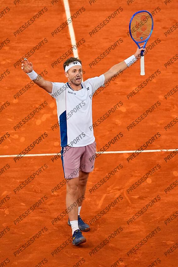 Casper Ruud of Norway celebrates the victory against Jack Draper of Great Britain during the Man Singles Final of Mutua Madrid Open 2025 - WTA 1000 celebrated at Caja Magica on May 03, 2025 in Madrid, Spain. FINALE DRAPER/RUUD 